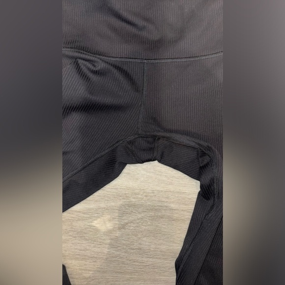 Lululemon Wunder Train High Rise Ribbed Leggings 25" - Picture 7 of 7